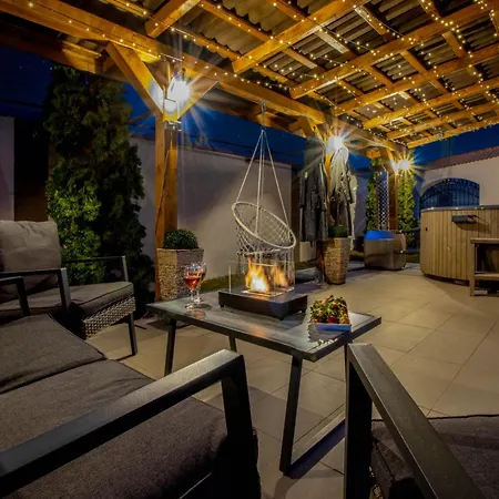 Pensiunea Adrian Guest house Novaci-Straini
