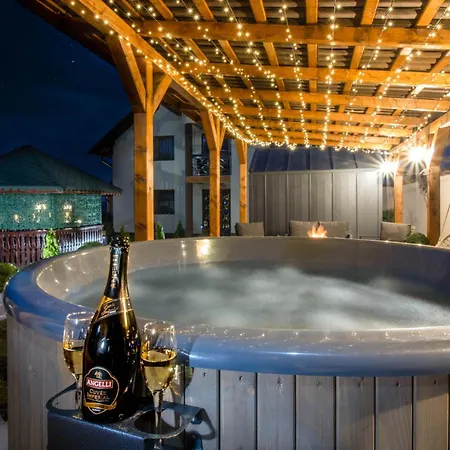 Pensiunea Adrian, Relaxare Cu Si Piscina Incalzita *